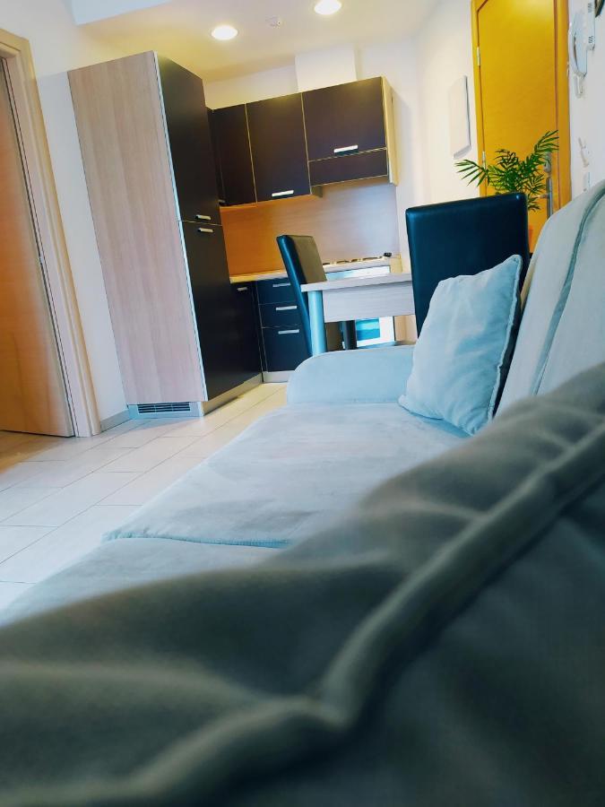 Residence Hotel Rubino Fogliano Marina Zewnętrze zdjęcie